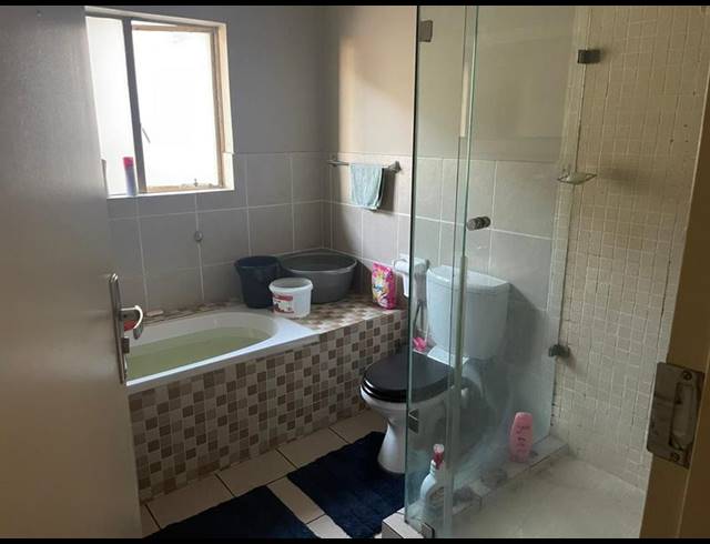 2 BEDROOM PROPERTY TO RENT IN RYNFIELD